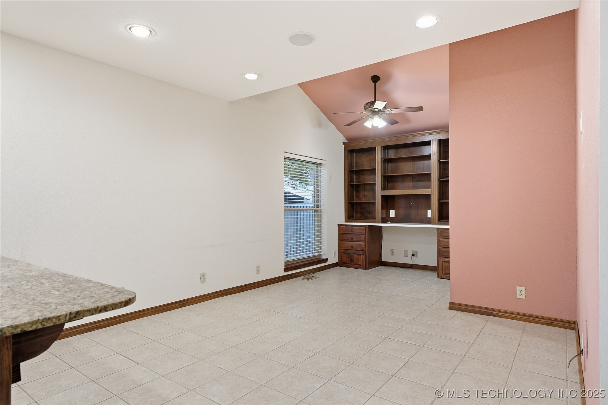 3727 E 64th Pl Place Property Photo 14