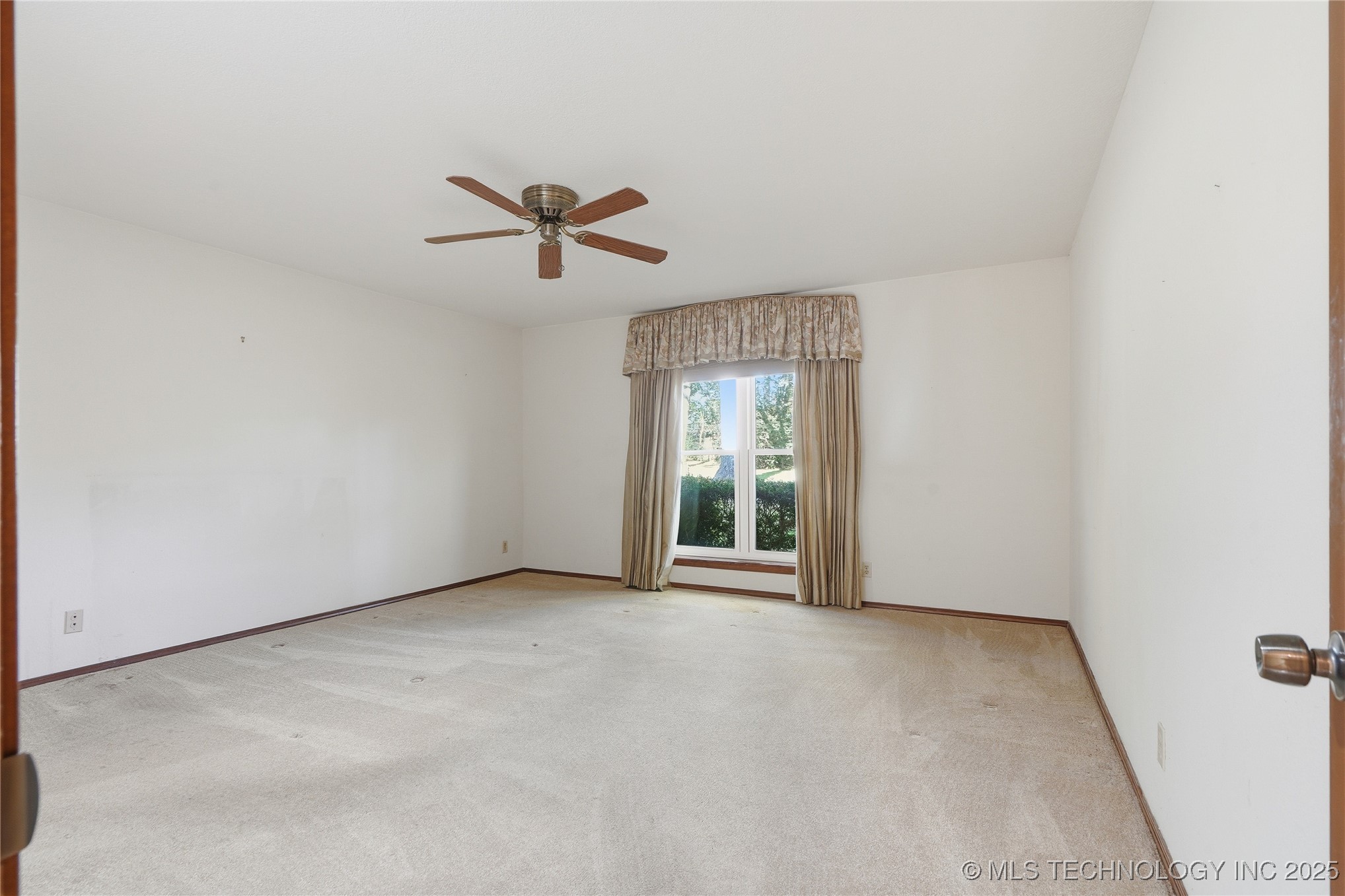 3727 E 64th Pl Place Property Photo 16