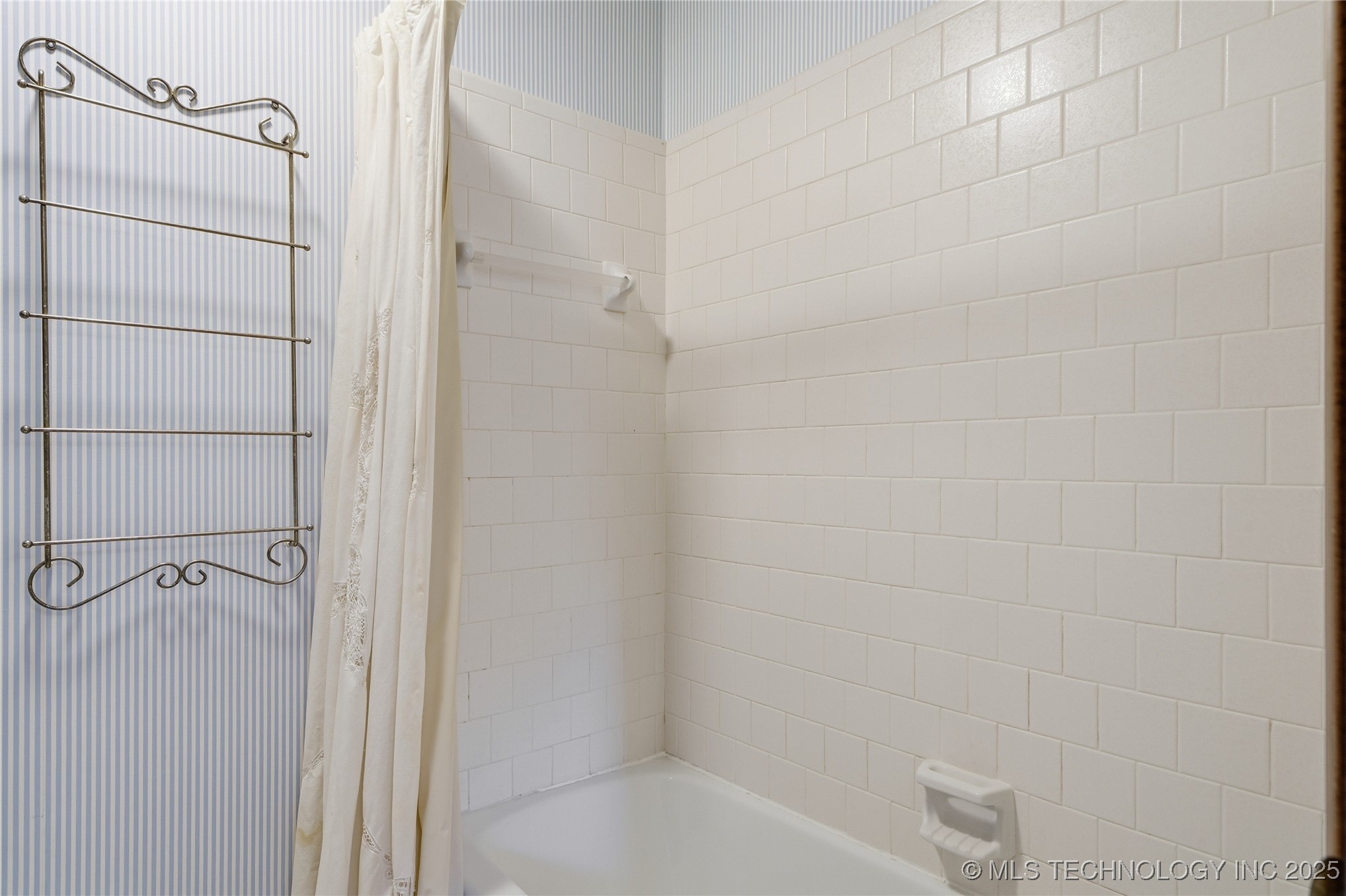 3727 E 64th Pl Place Property Photo 33