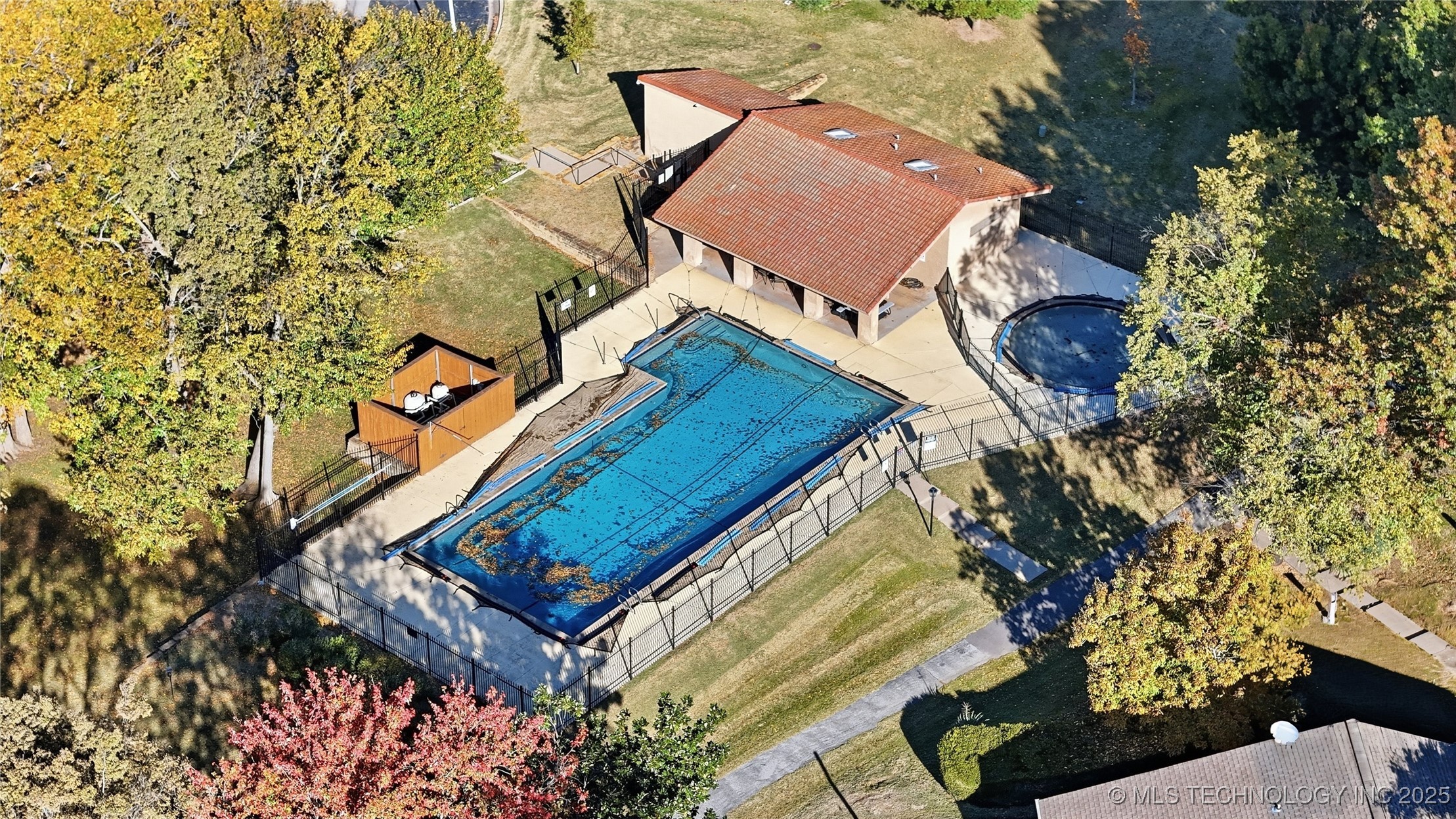 3727 E 64th Pl Place Property Photo 40