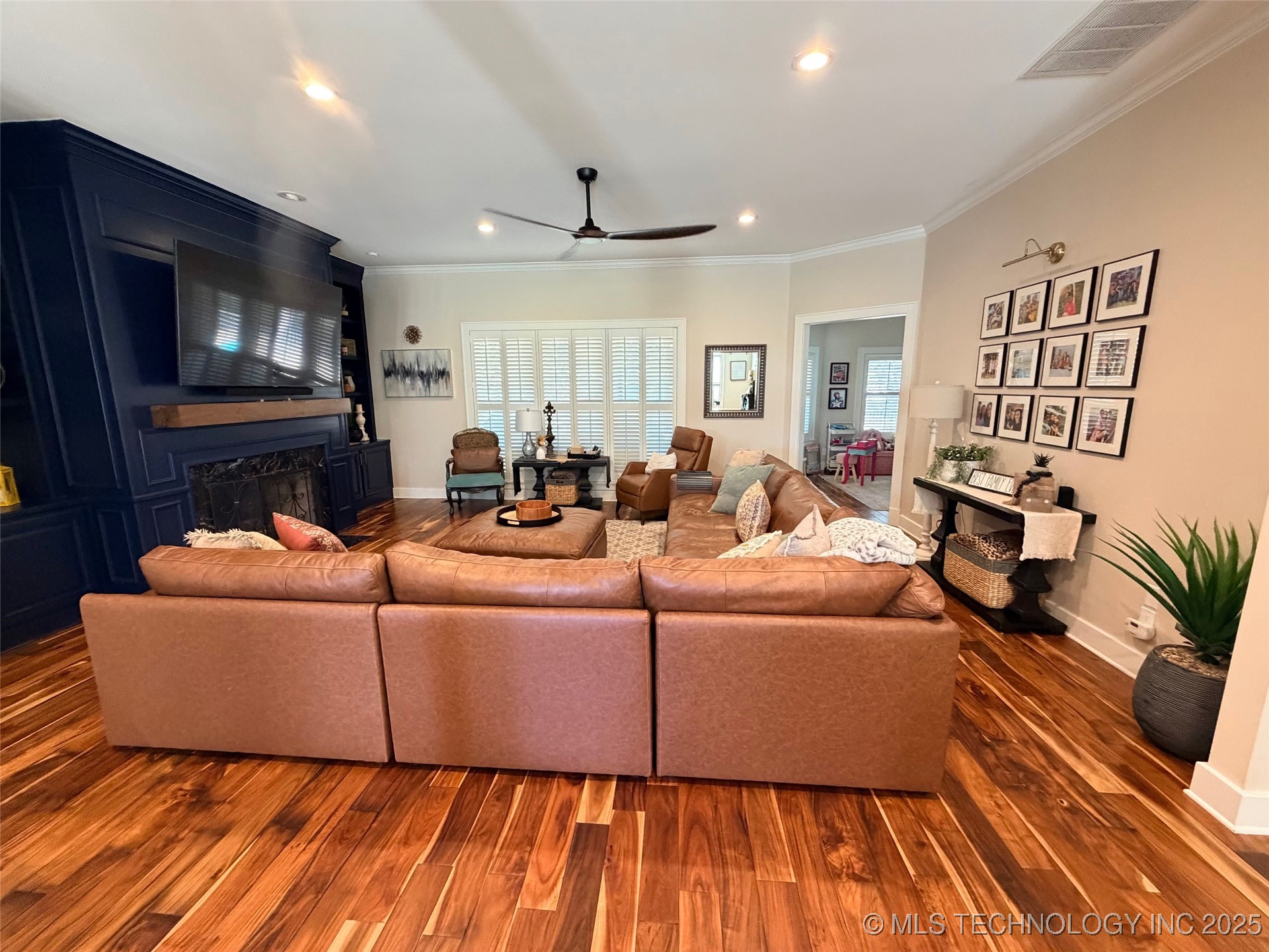 1818 Muirfield Property Photo 5