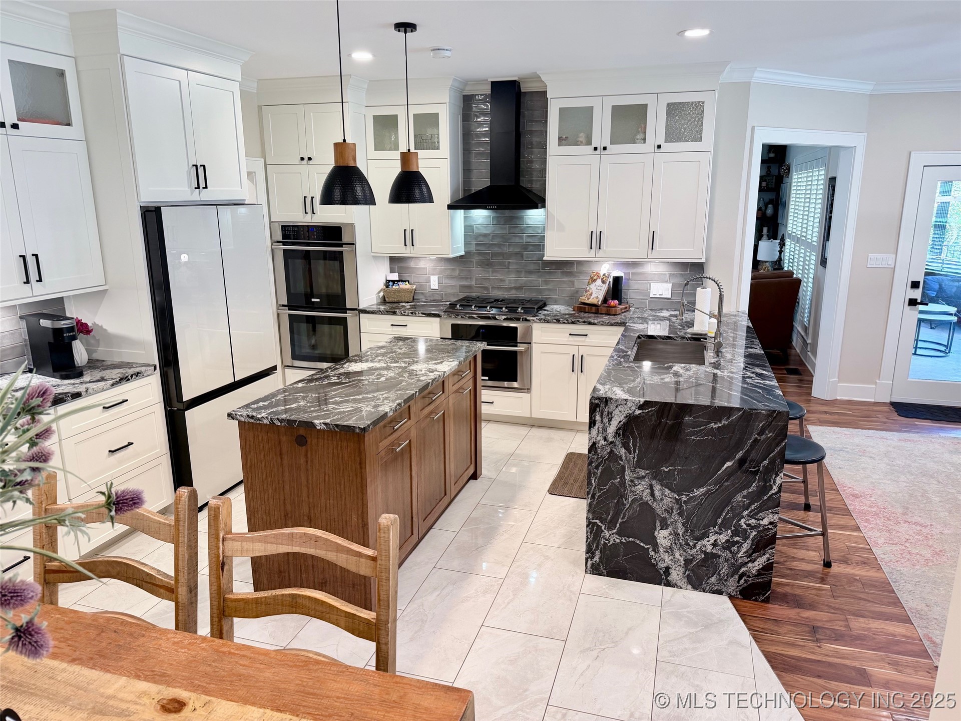 1818 Muirfield Property Photo 8