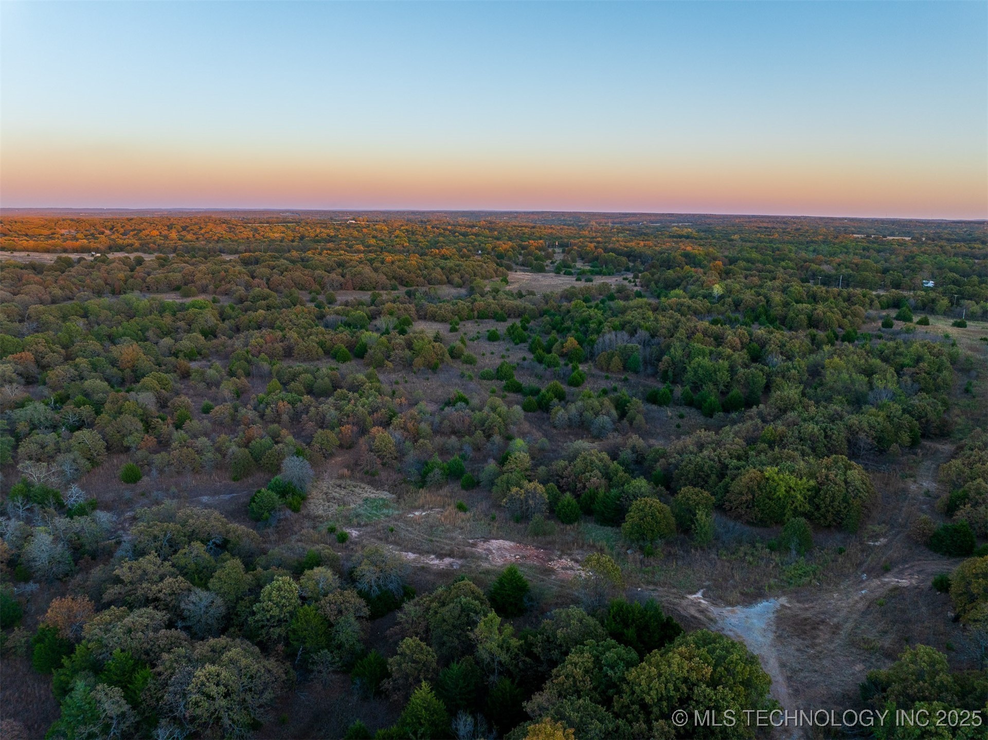 1 S 401 West Avenue Property Photo 7