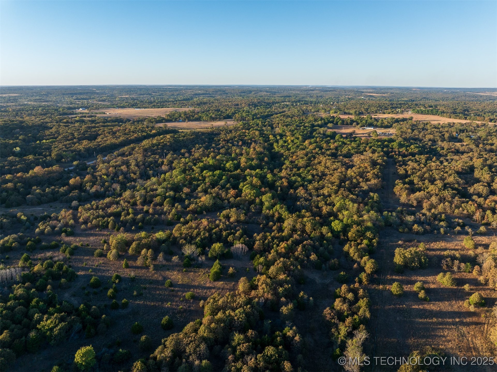 1 S 401 West Avenue Property Photo 10