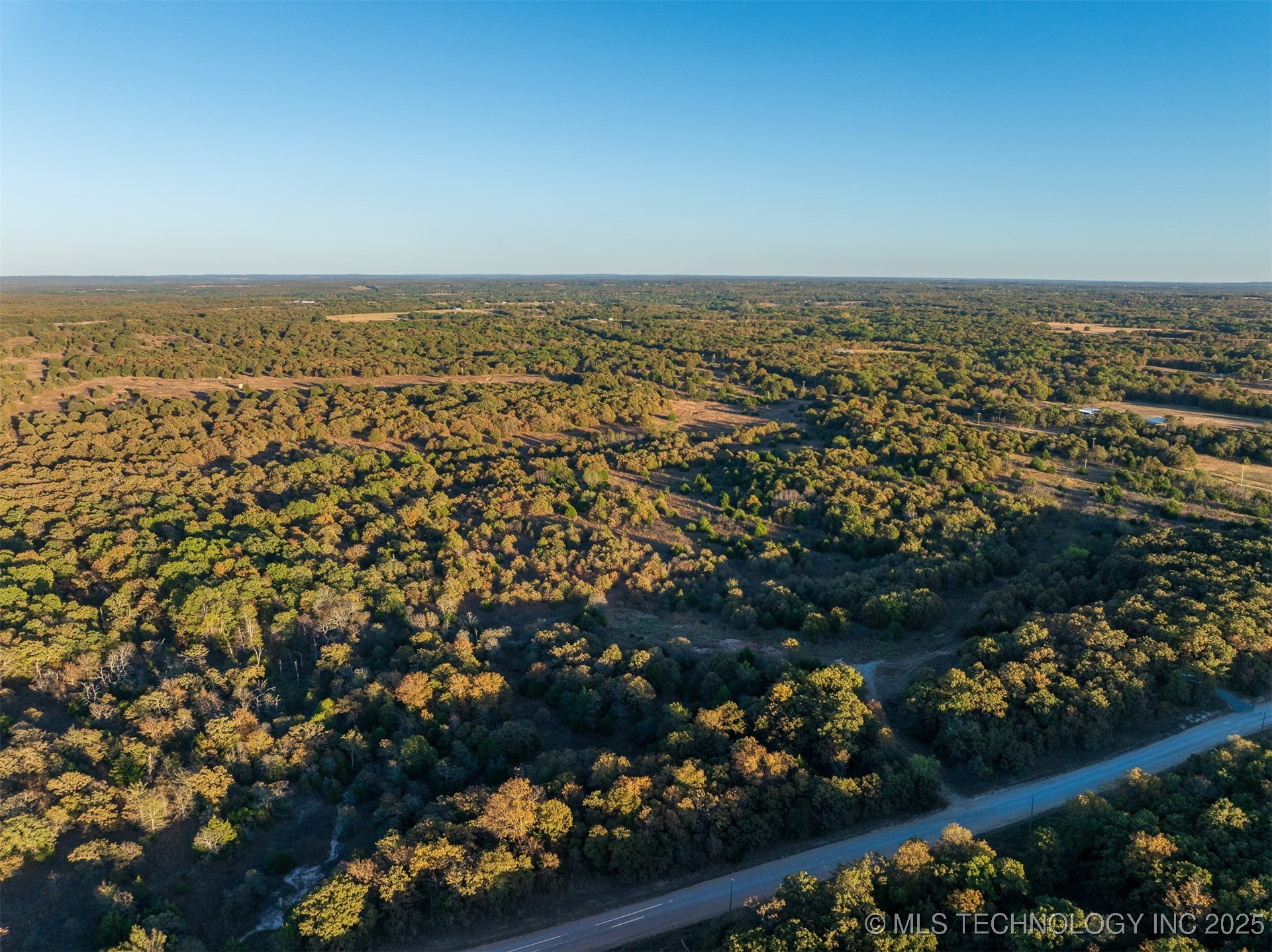 1 S 401 West Avenue Property Photo 16