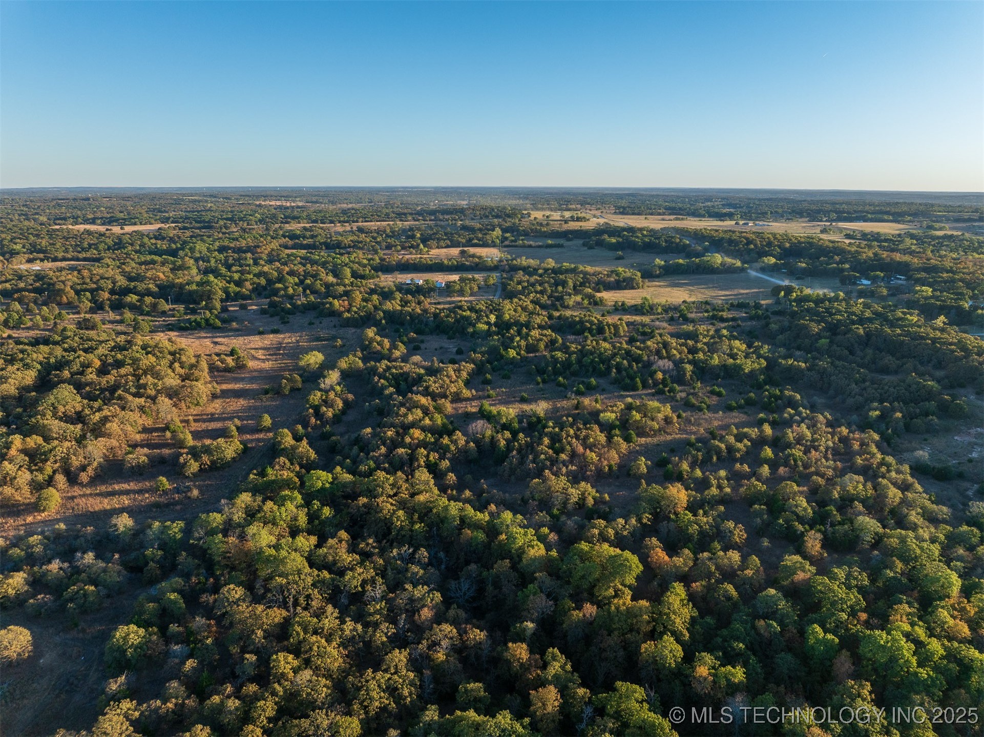 1 S 401 West Avenue Property Photo 20