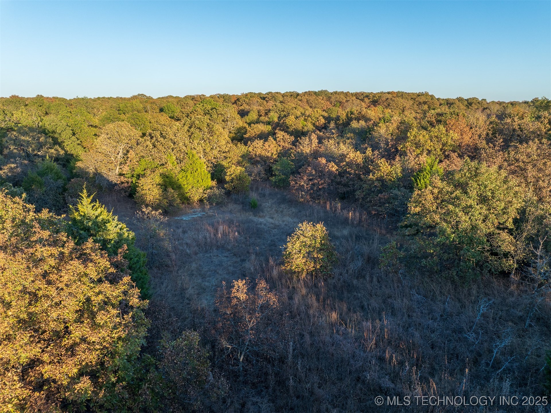 1 S 401 West Avenue Property Photo 37