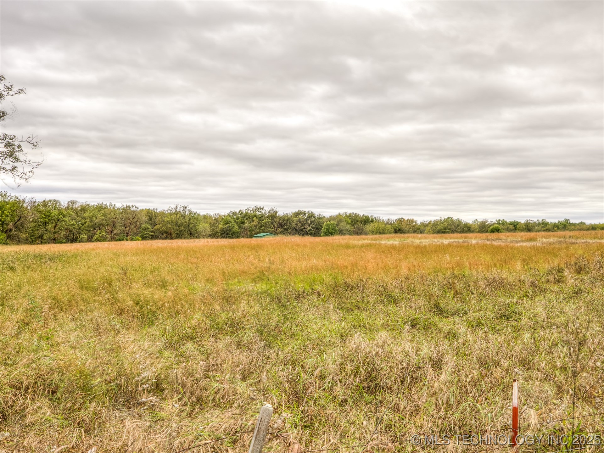 38945 N 4030 Road Property Photo 3