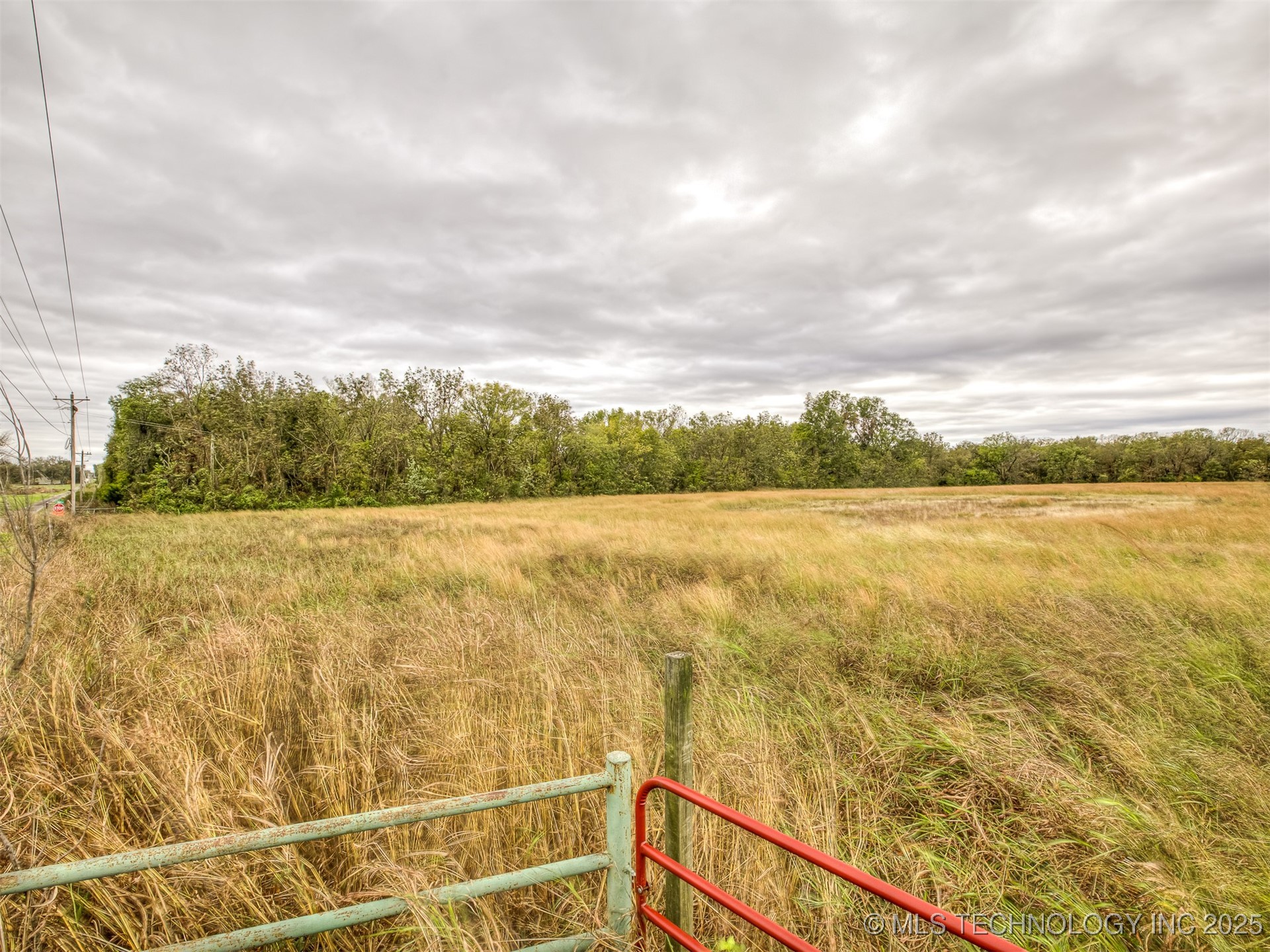 38945 N 4030 Road Property Photo 6