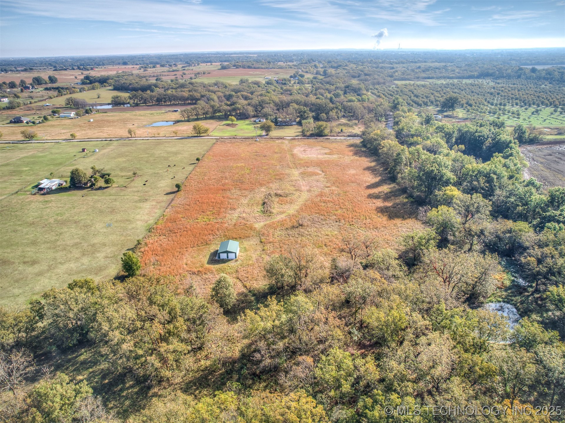 38945 N 4030 Road Property Photo 26