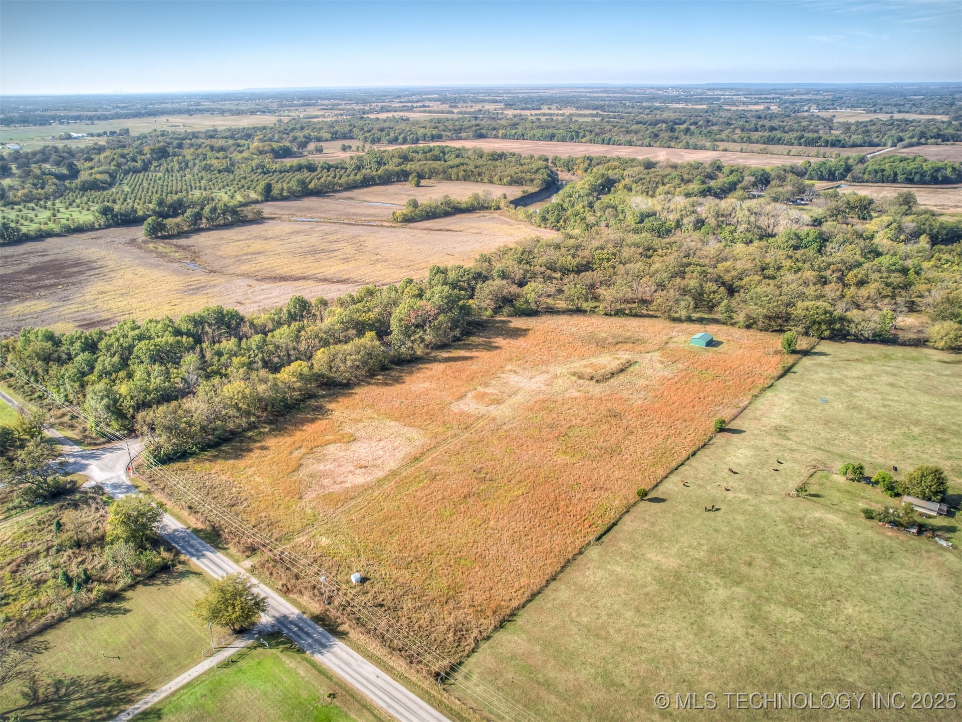 38945 N 4030 Road Property Photo 30