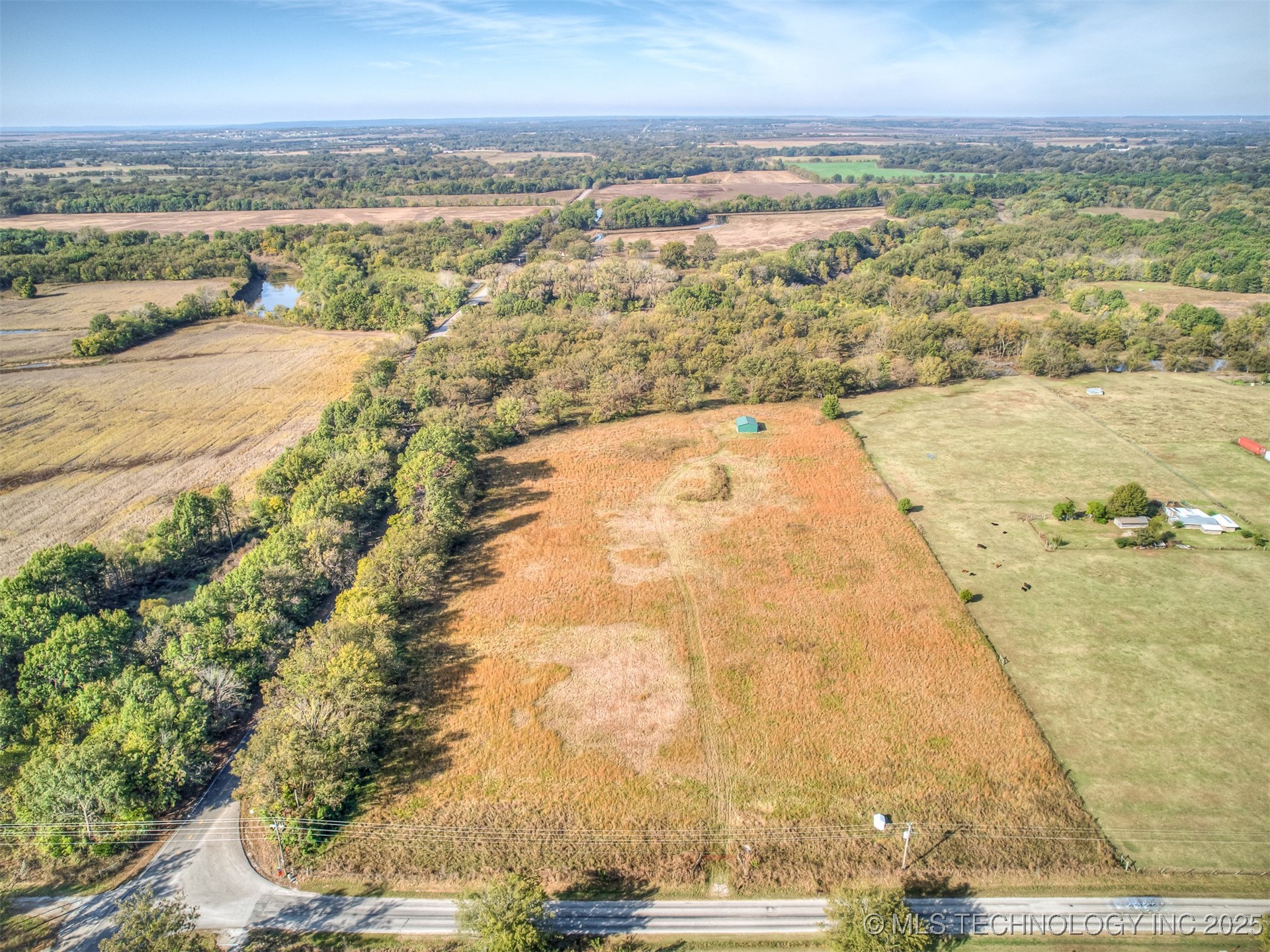 38945 N 4030 Road Property Photo 31