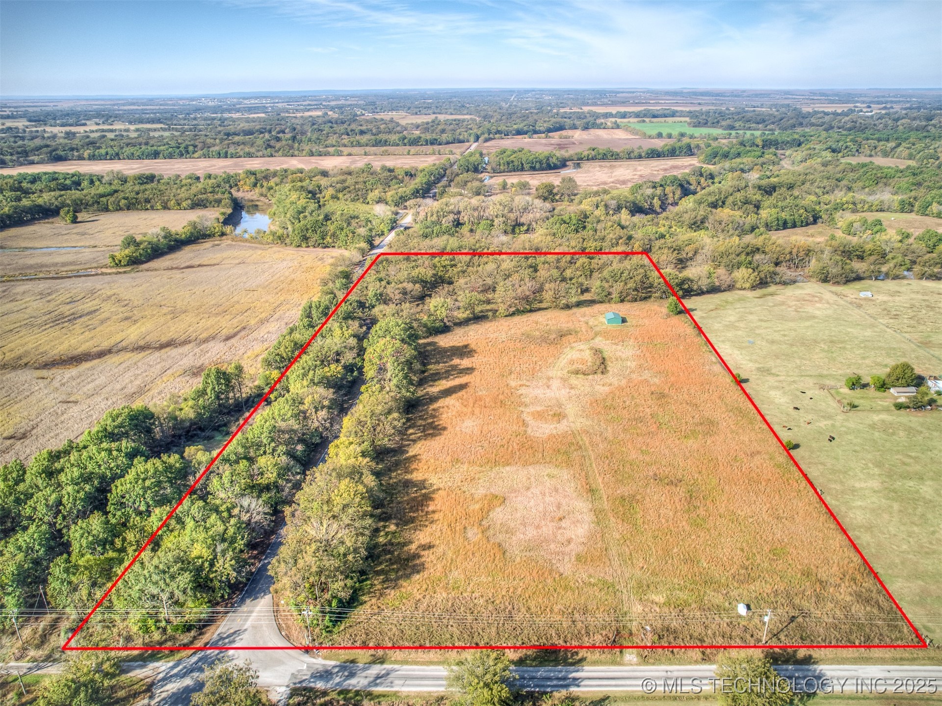 38945 N 4030 Road Property Photo 32