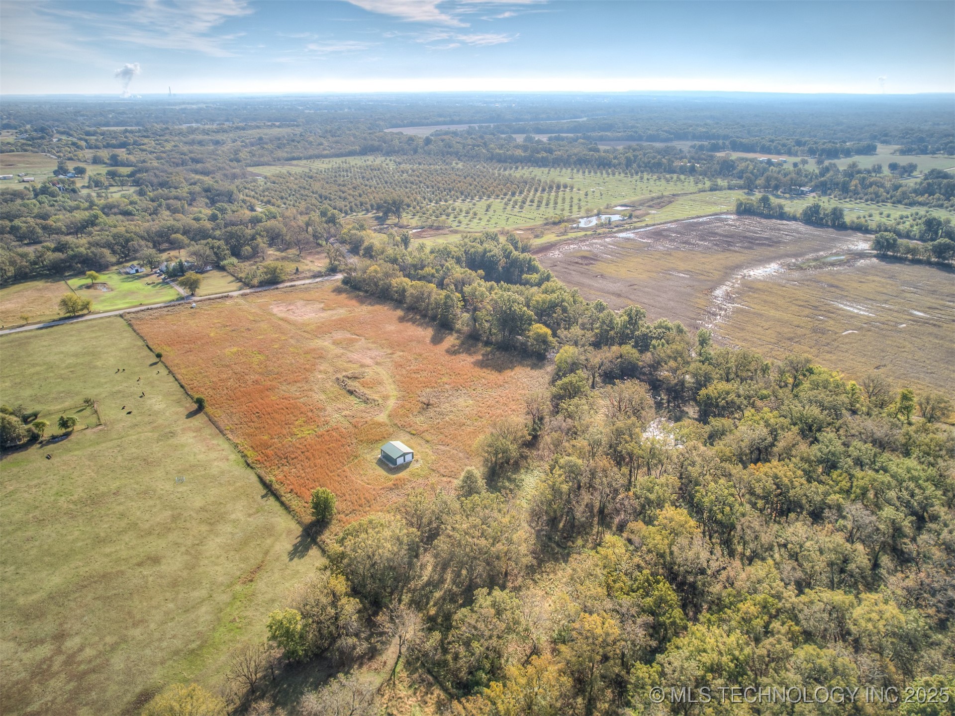 38945 N 4030 Road Property Photo 40