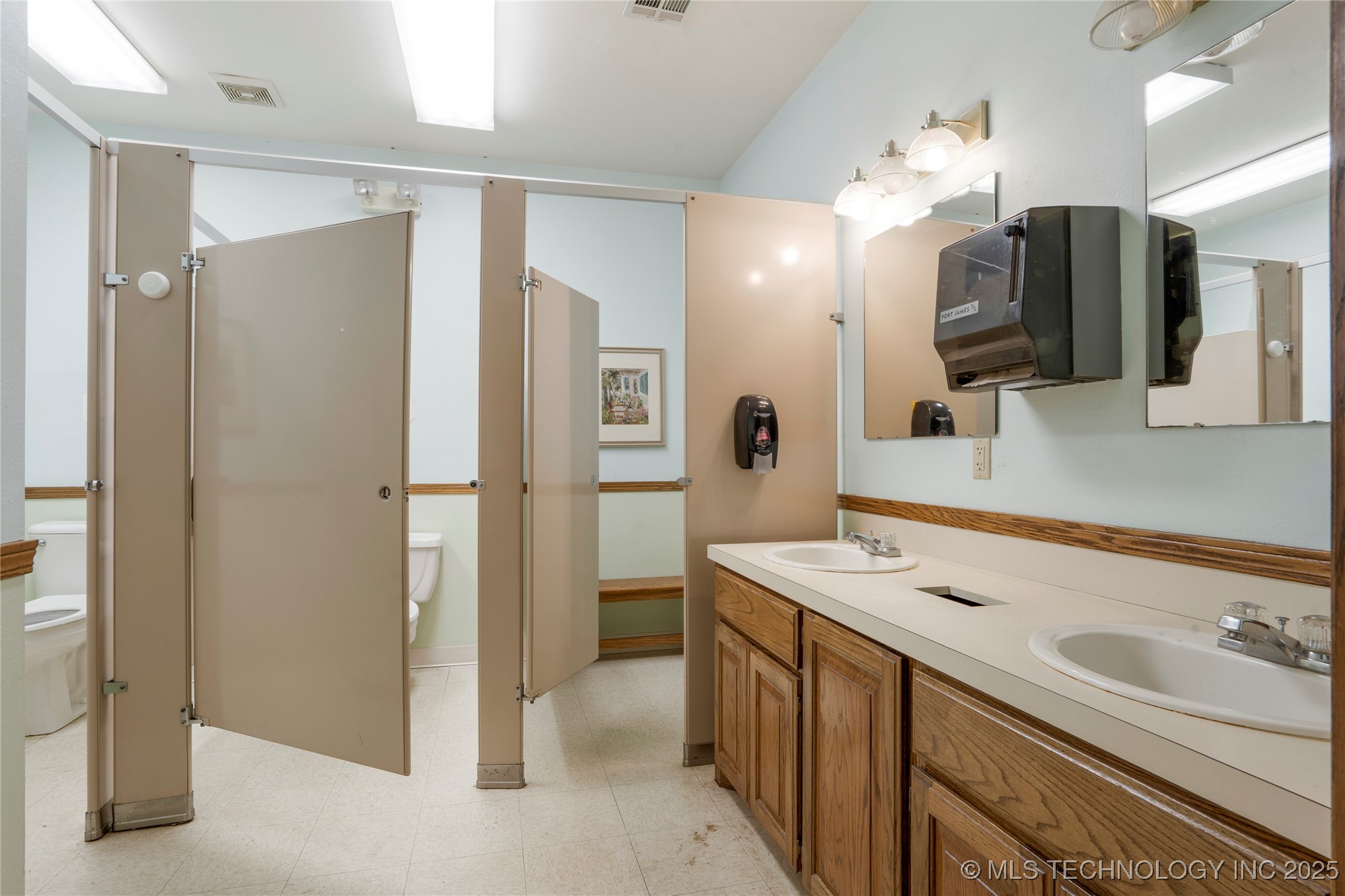 700 E Smith Ferry Property Photo 20