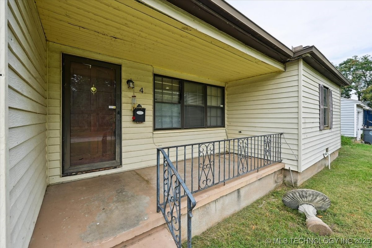 41 E 52nd Street Property Photo 3