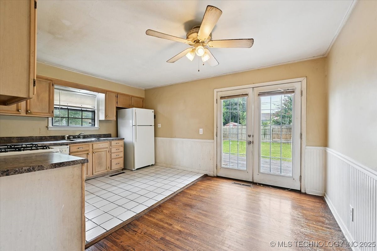 41 E 52nd Street Property Photo 8