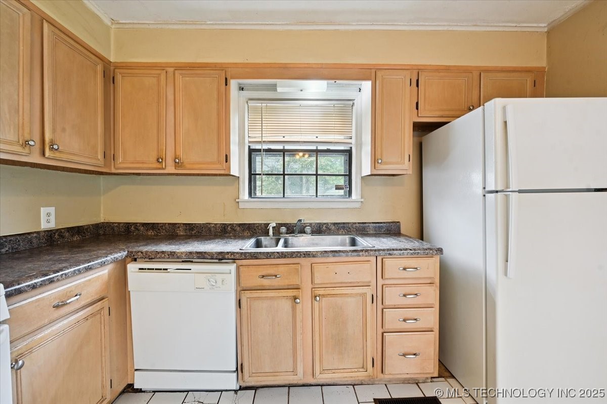 41 E 52nd Street Property Photo 12