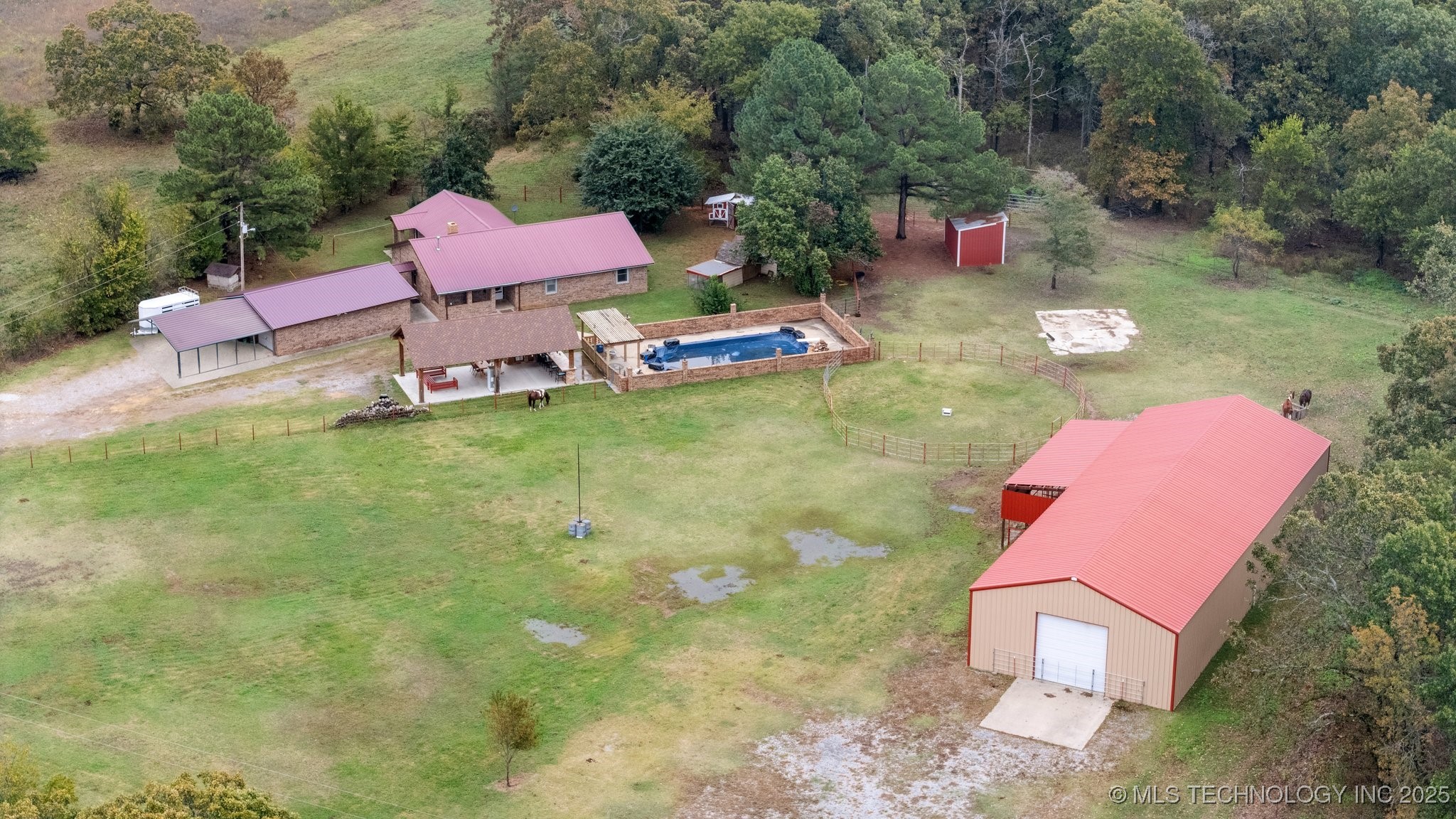 7383 S 447 Road Property Photo 4