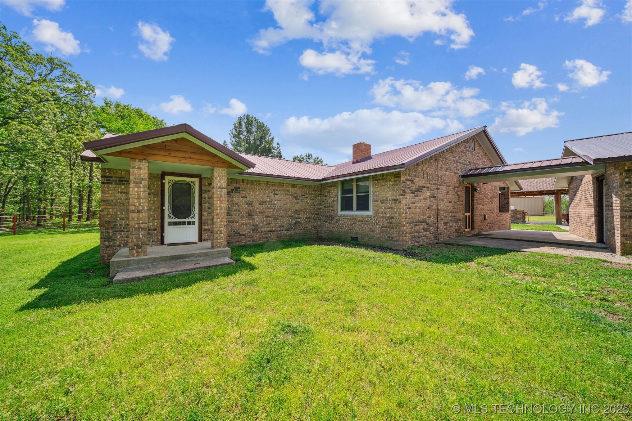 7383 S 447 Road Property Photo 8