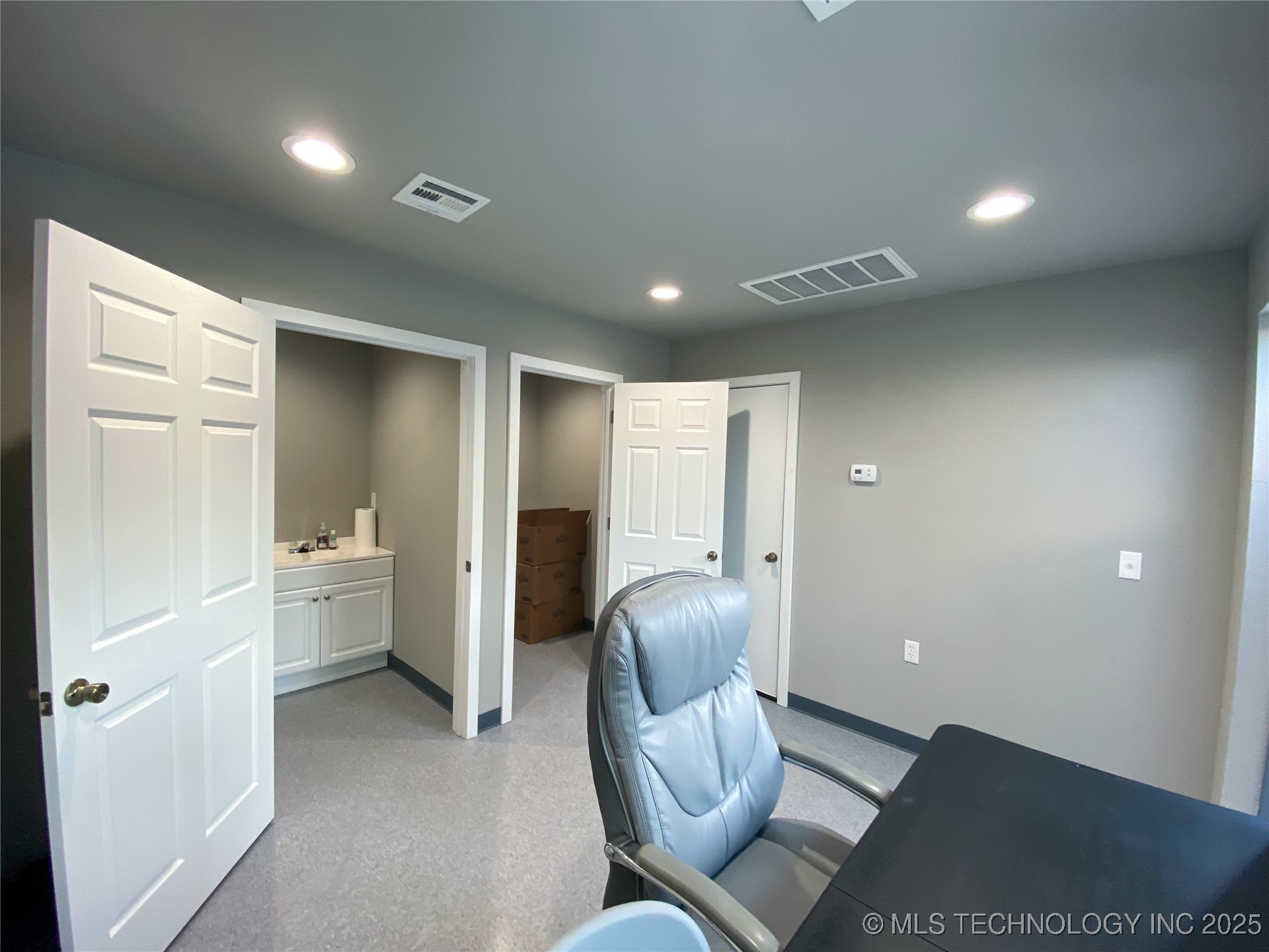 607 S Lake Murray Drive Property Photo 7