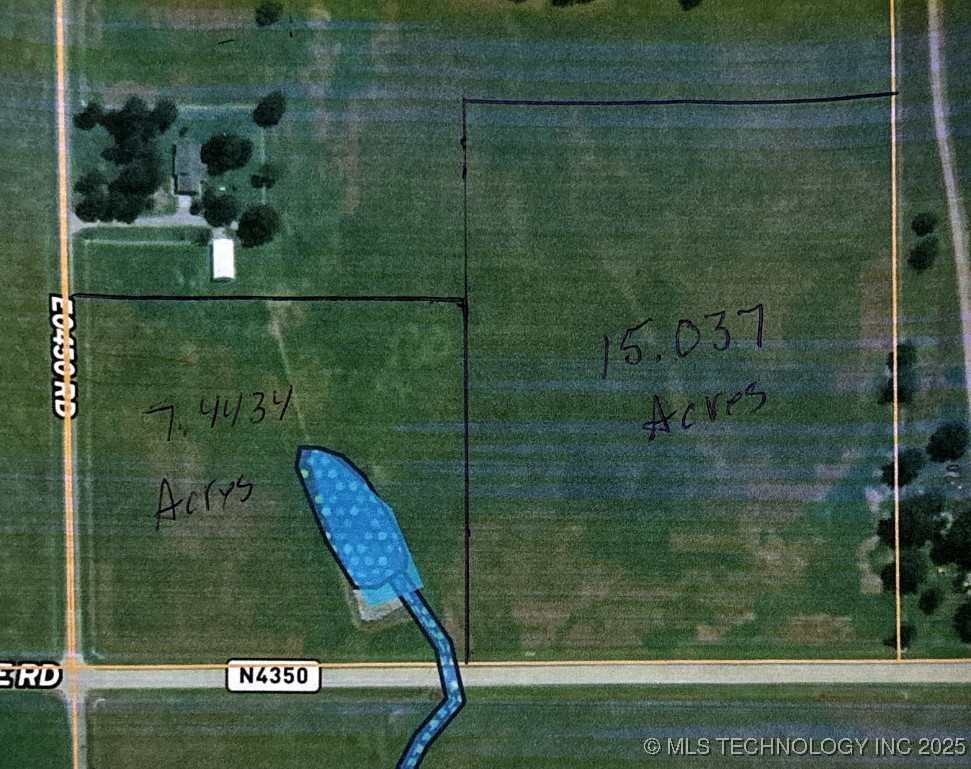 E 450 Road Property Photo 1
