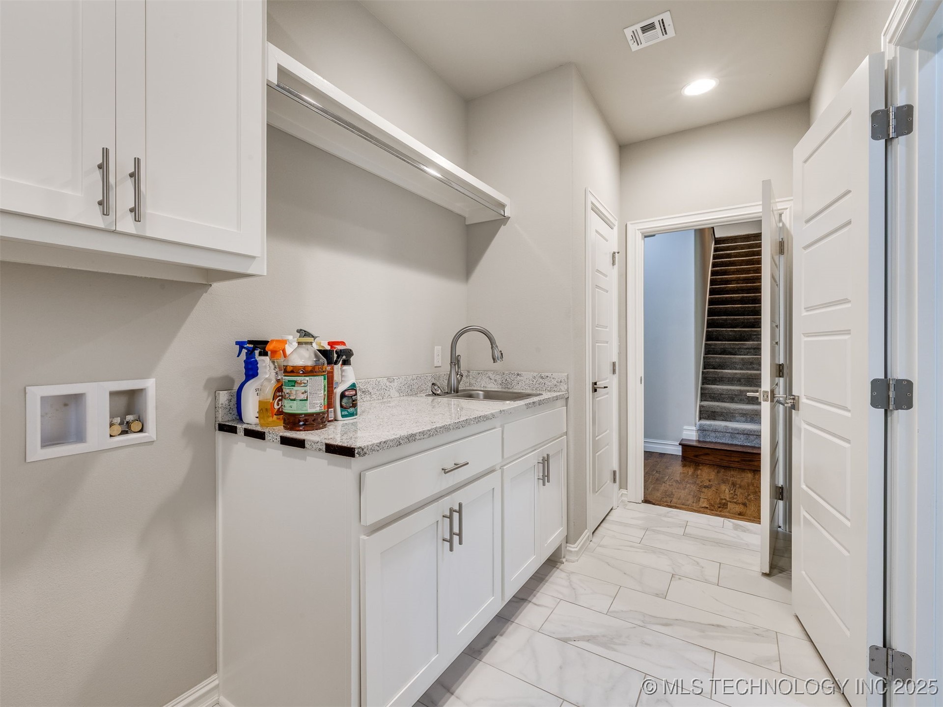 9745 E 116th Place S Property Photo 17