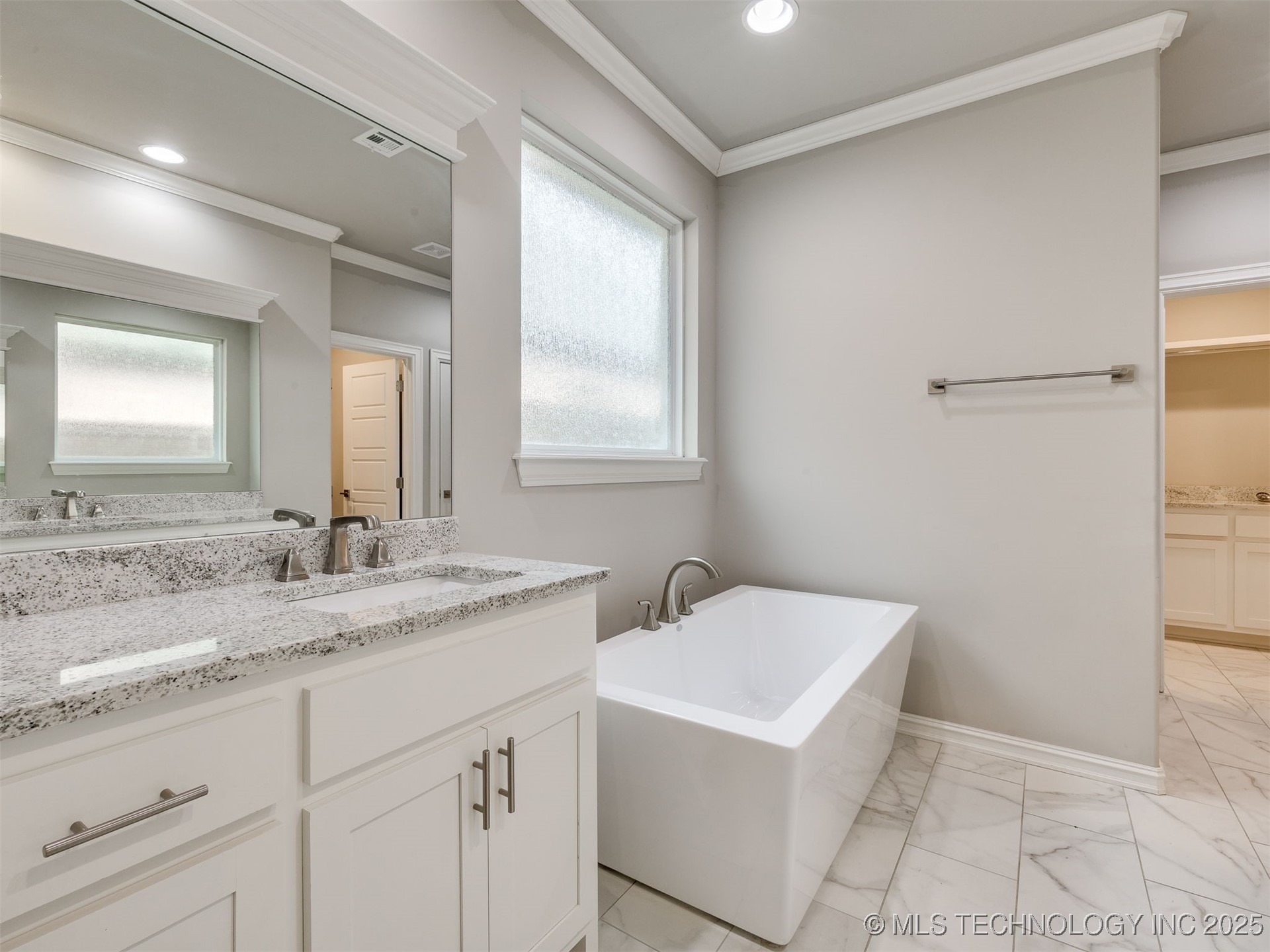 9745 E 116th Place S Property Photo 22