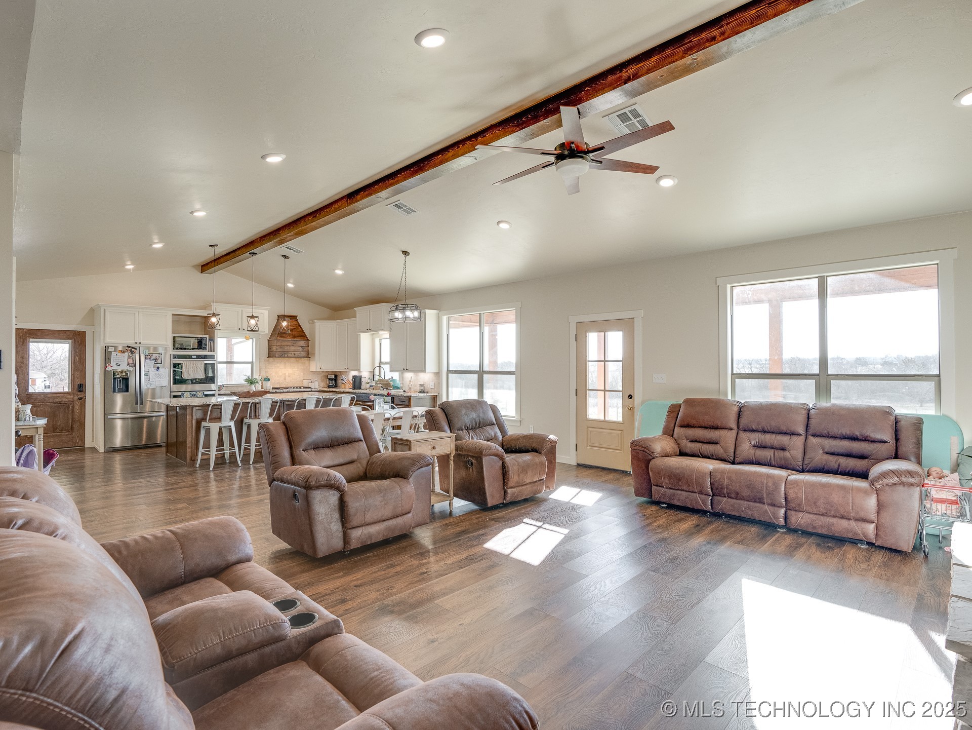 16860 County Road 3482 Property Photo 4