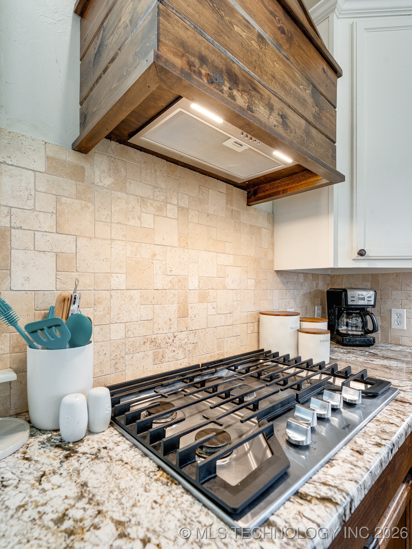 16860 County Road 3482 Property Photo 11