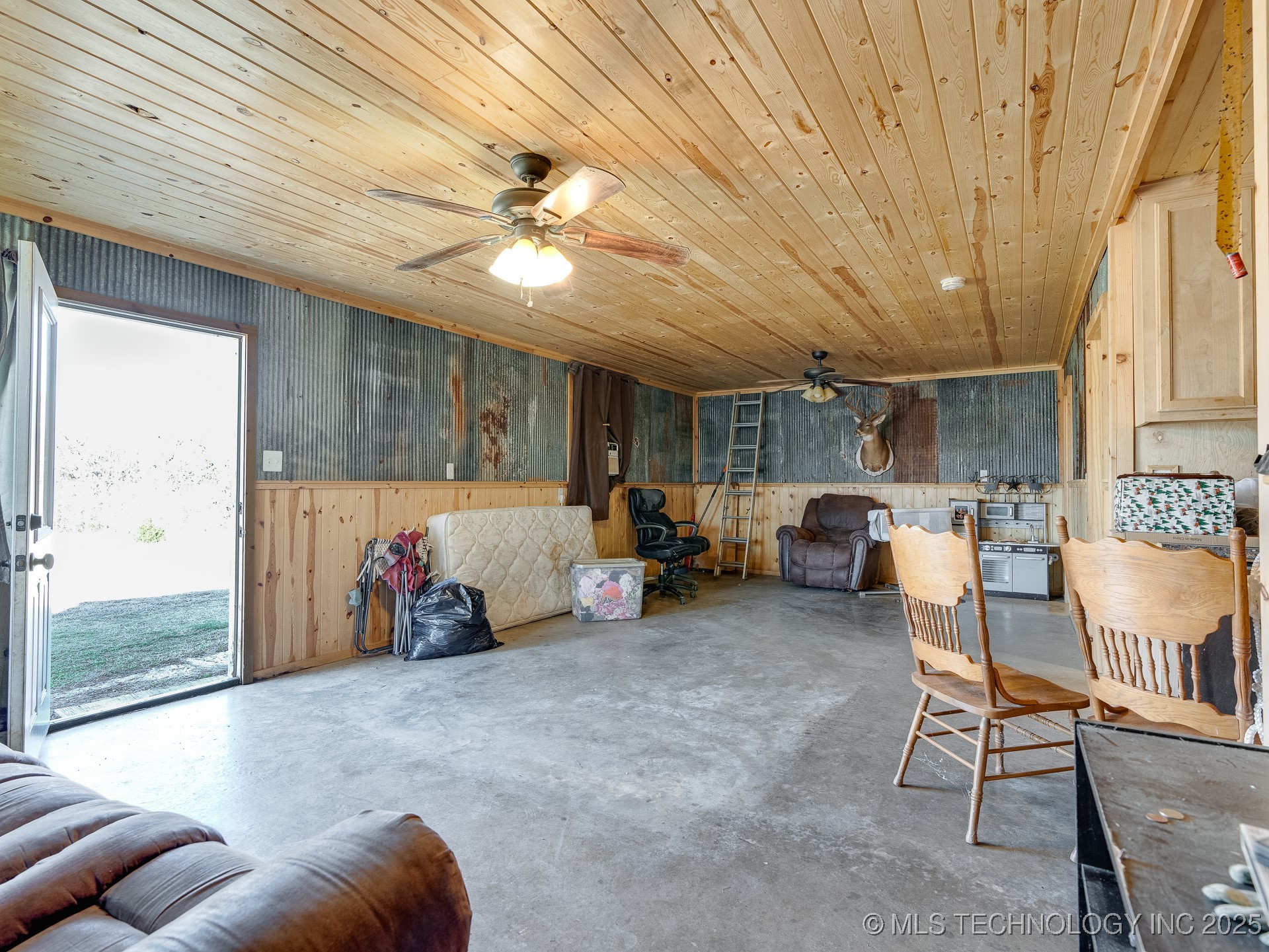 16860 County Road 3482 Property Photo 31