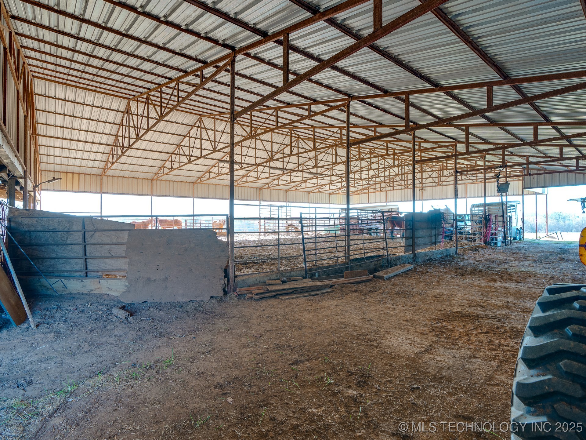 16860 County Road 3482 Property Photo 39