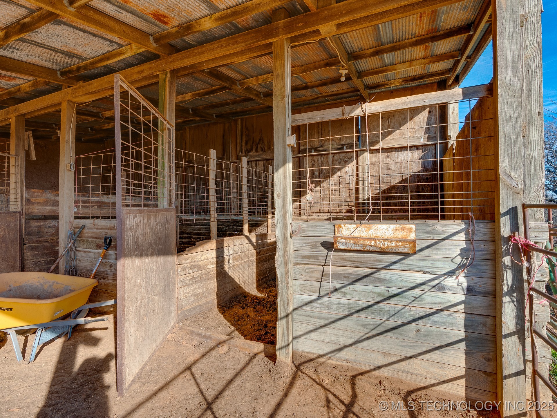 16860 County Road 3482 Property Photo 41