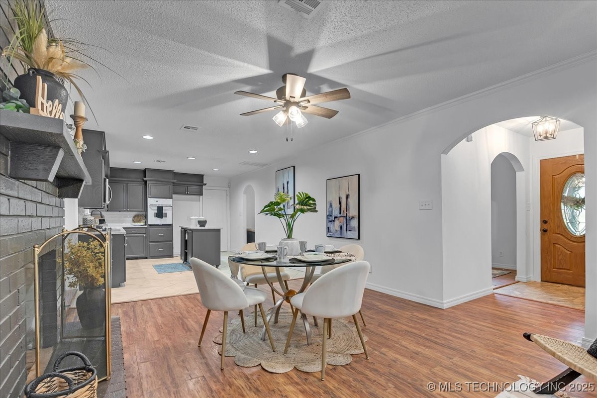 6831 W 34th Place Property Photo 7