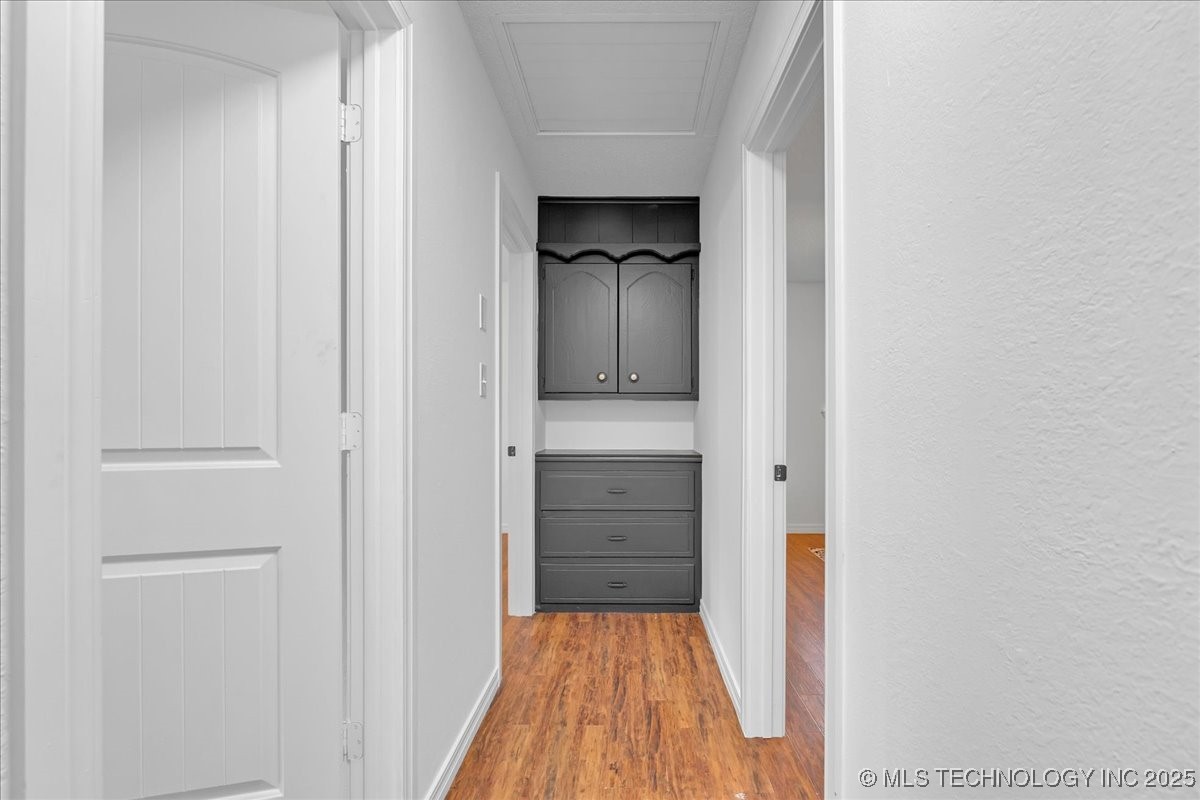 6831 W 34th Place Property Photo 19