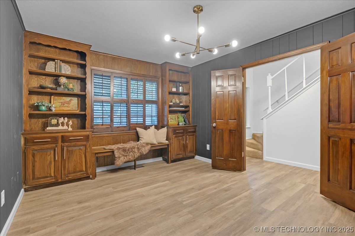 6314 S 70th East Avenue Property Photo 4