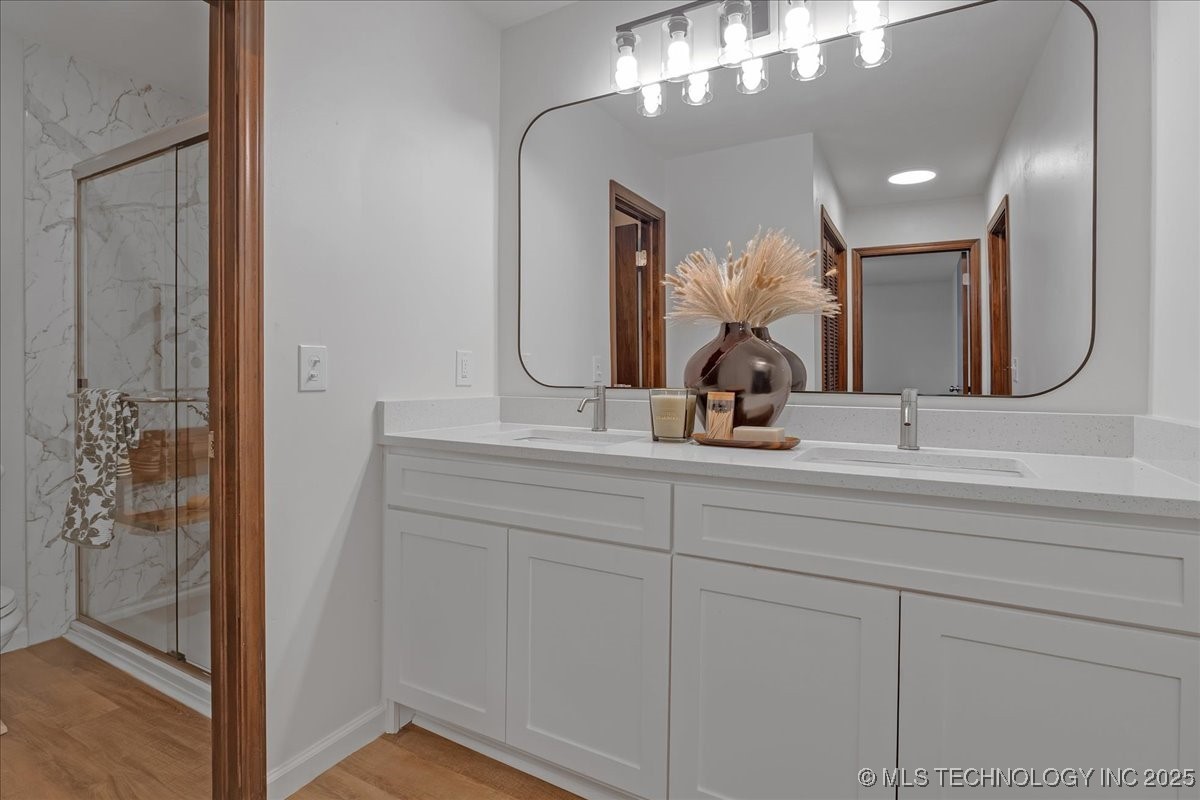 6314 S 70th East Avenue Property Photo 5