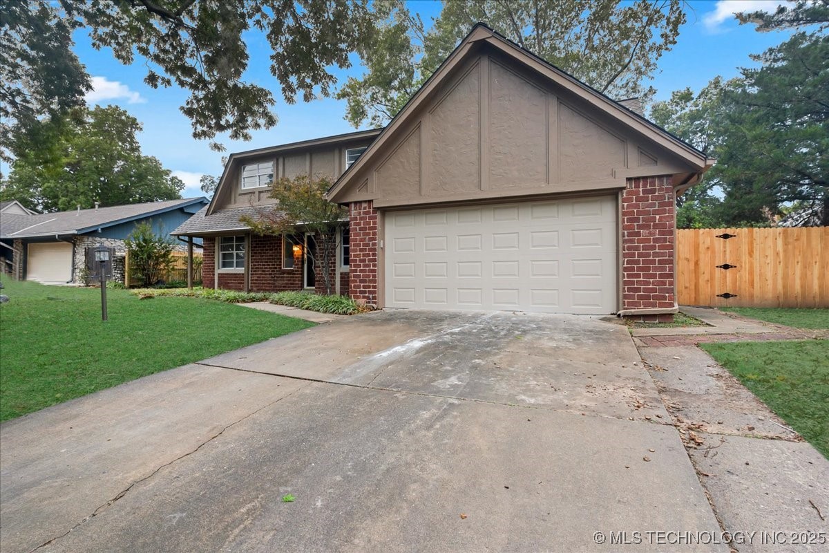 6314 S 70th East Avenue Property Photo 13