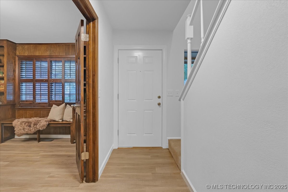 6314 S 70th East Avenue Property Photo 16