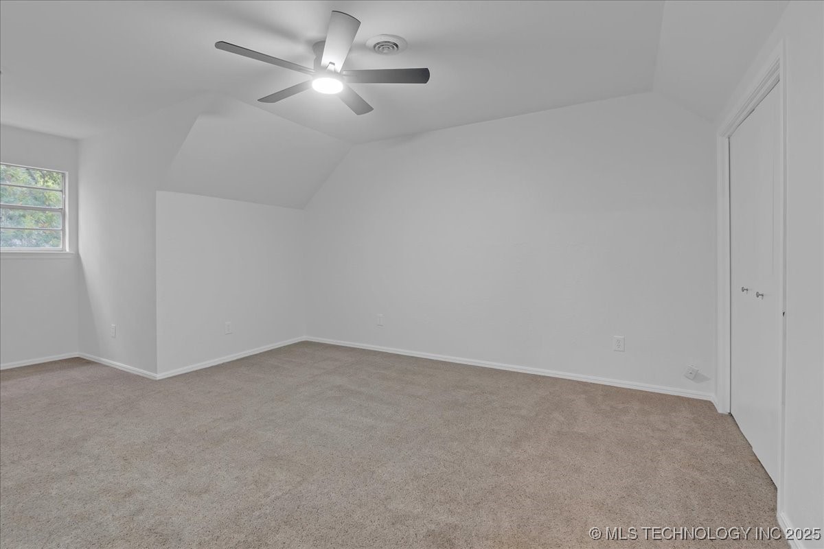 6314 S 70th East Avenue Property Photo 47