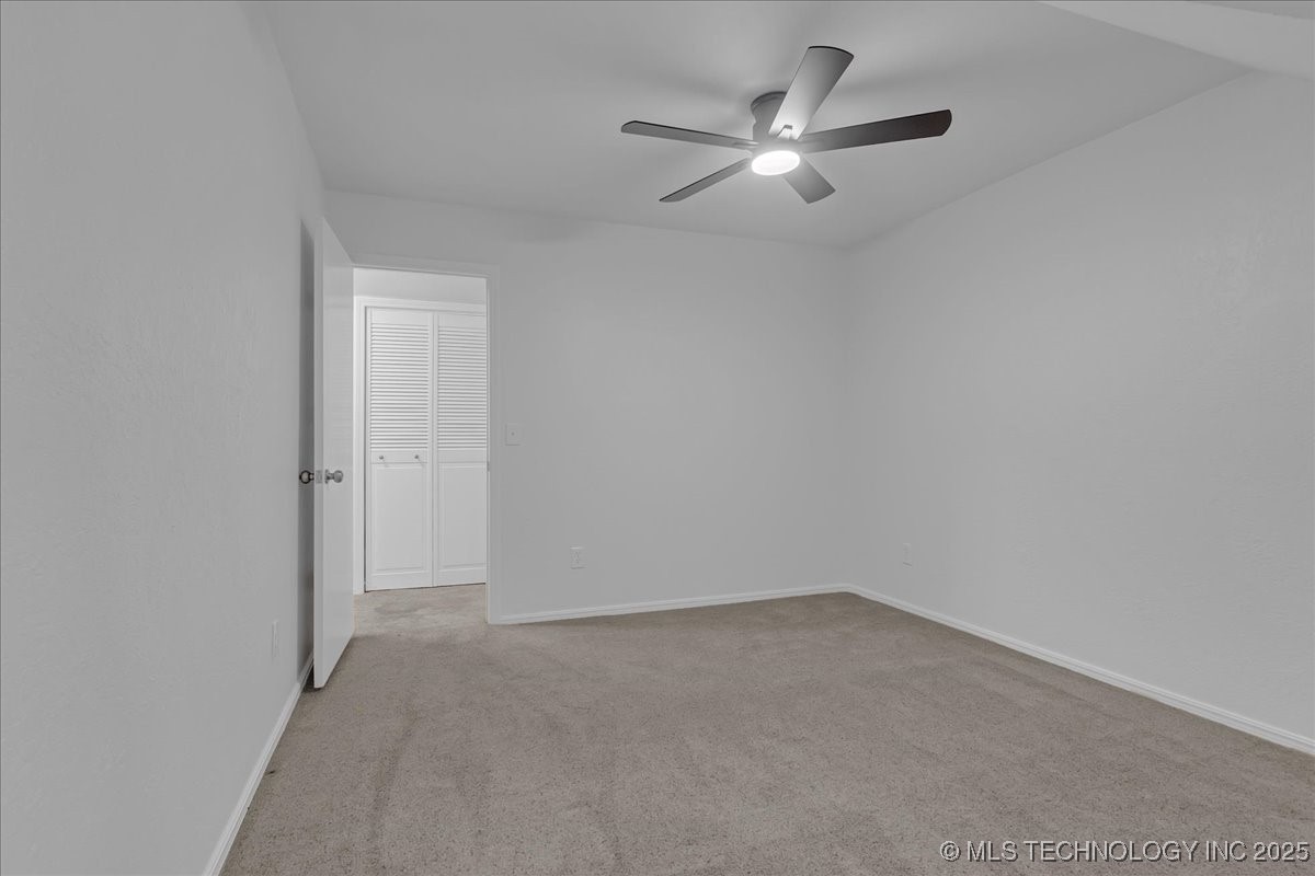 6314 S 70th East Avenue Property Photo 56