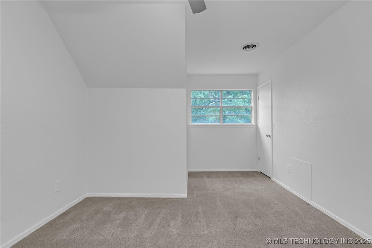 6314 S 70th East Avenue Property Photo 57