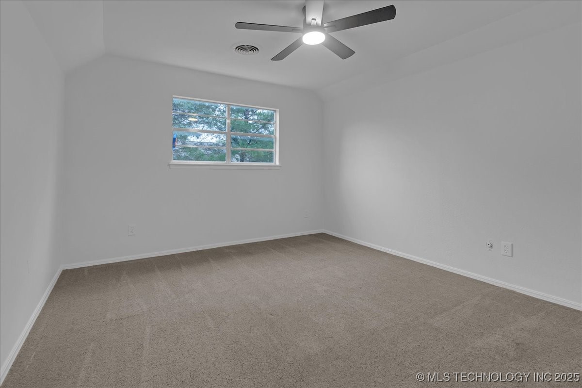 6314 S 70th East Avenue Property Photo 58