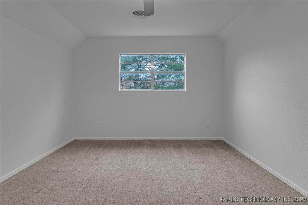 6314 S 70th East Avenue Property Photo 59