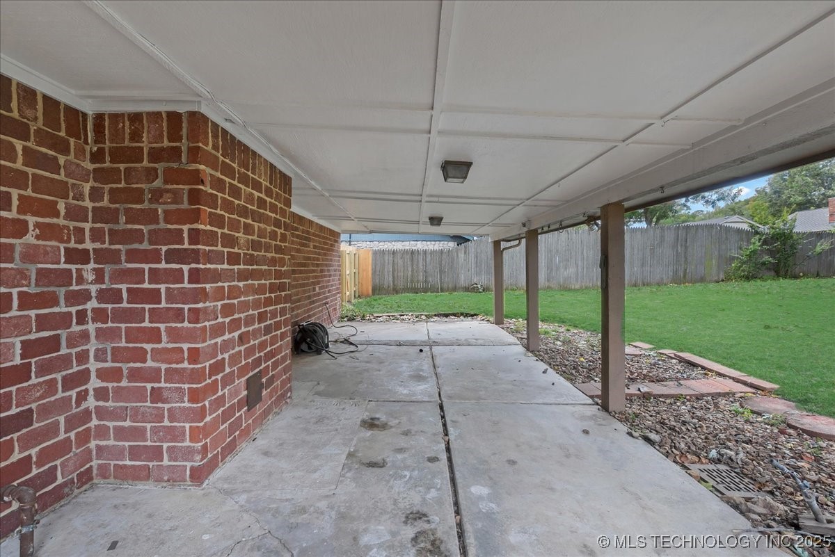 6314 S 70th East Avenue Property Photo 65