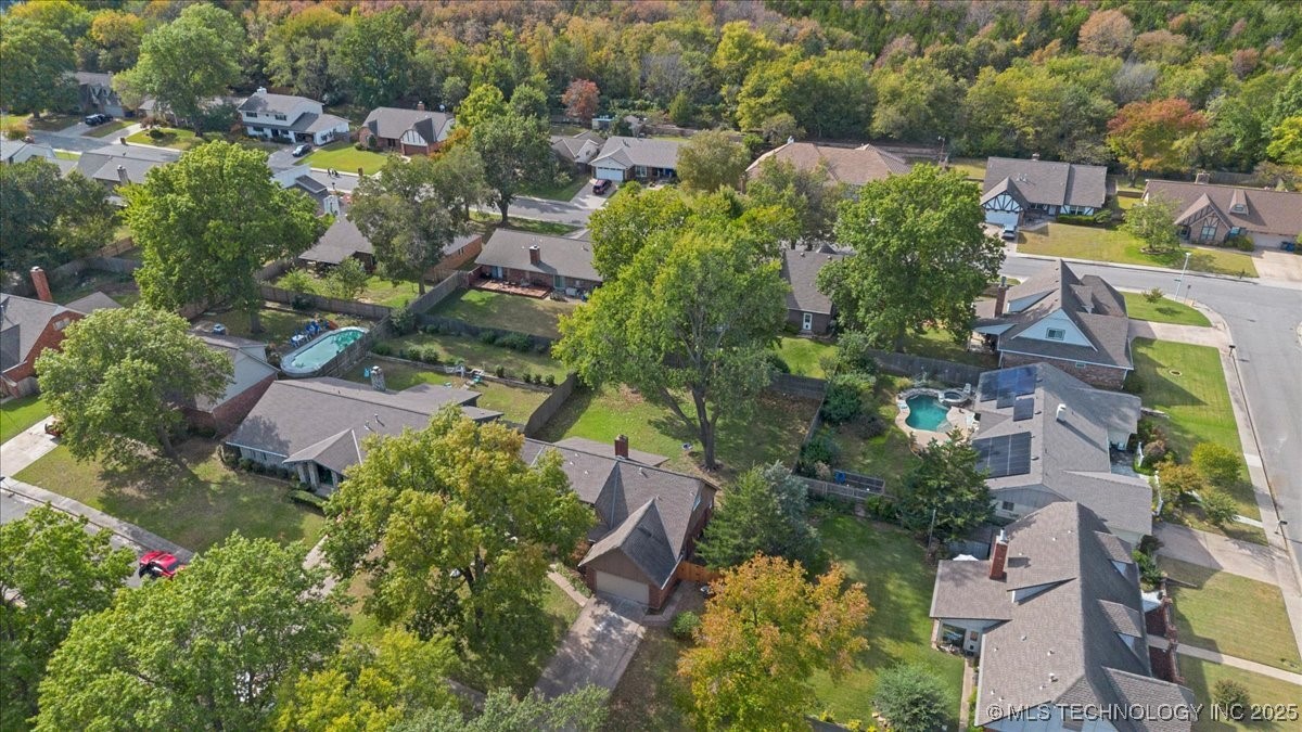 6314 S 70th East Avenue Property Photo 73