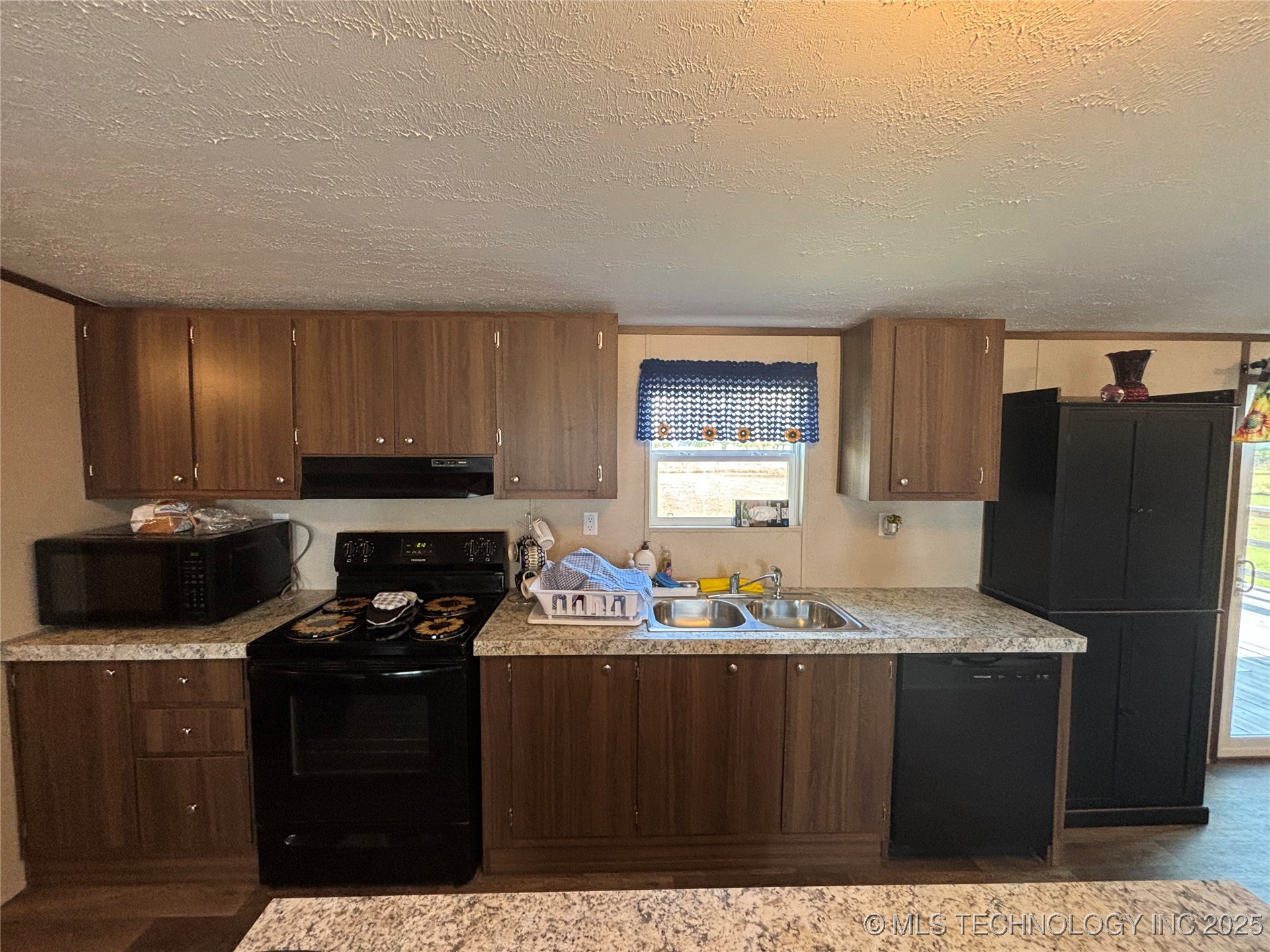 1720 3rd Avenue Se Property Photo 5