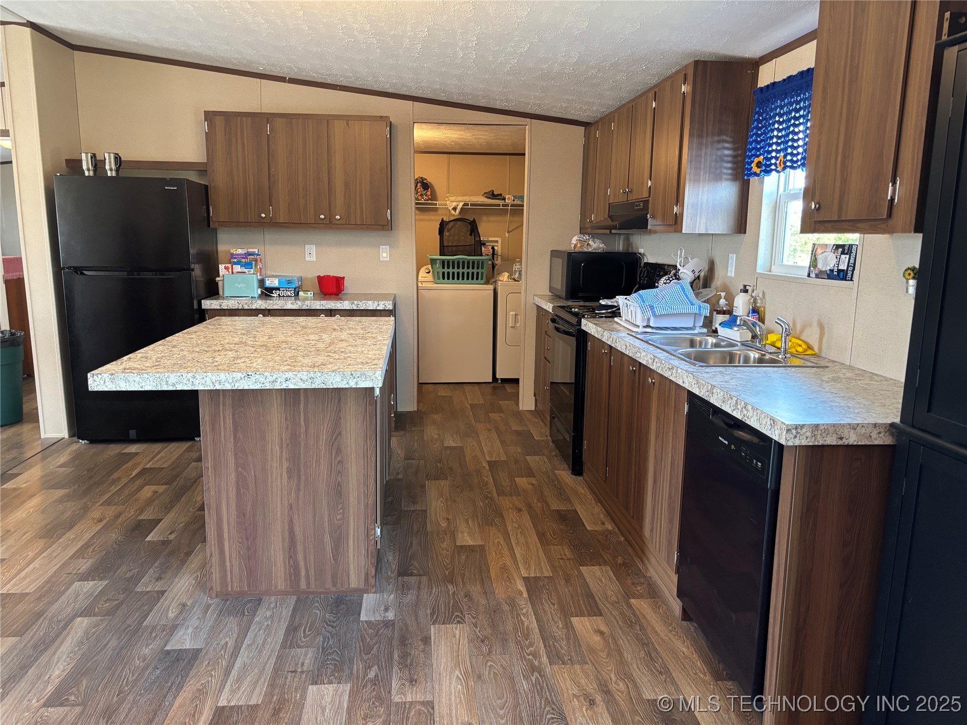 1720 3rd Avenue Se Property Photo 6