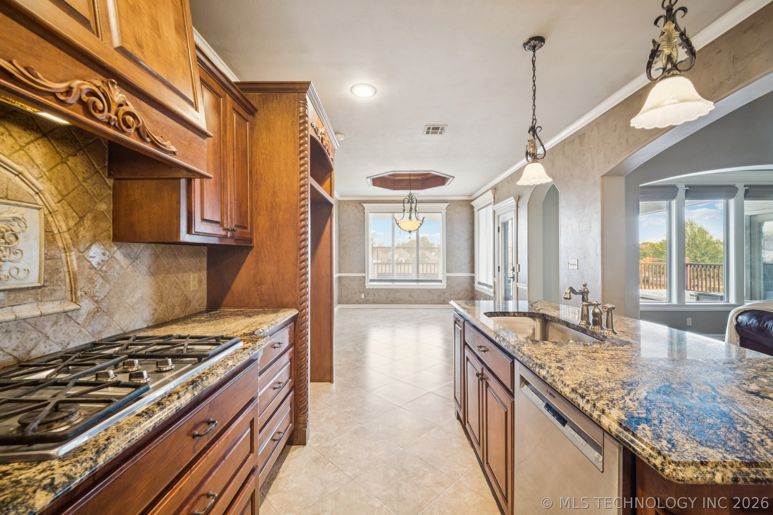 2609 E 138th Street S Property Photo 12