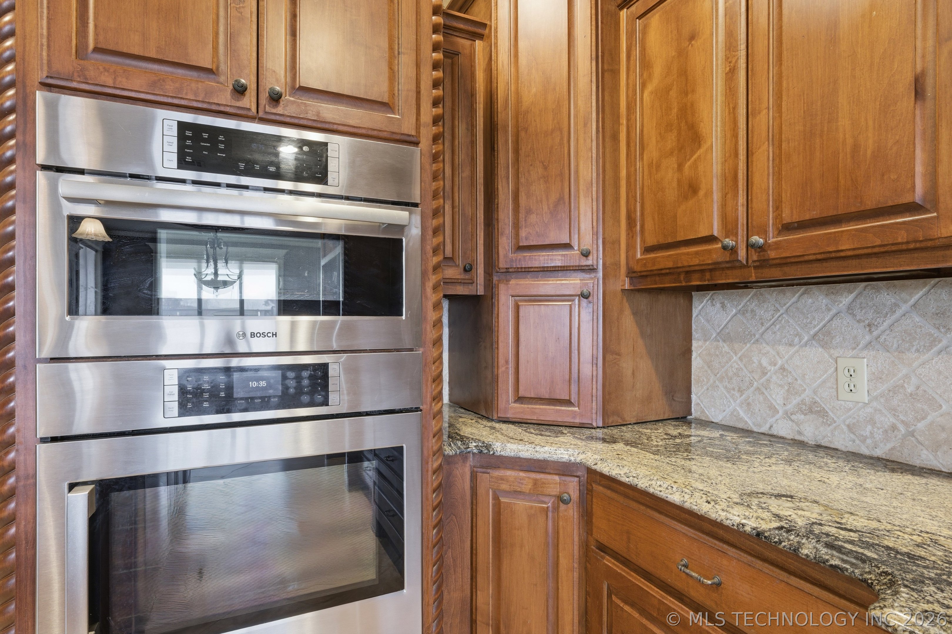 2609 E 138th Street S Property Photo 13